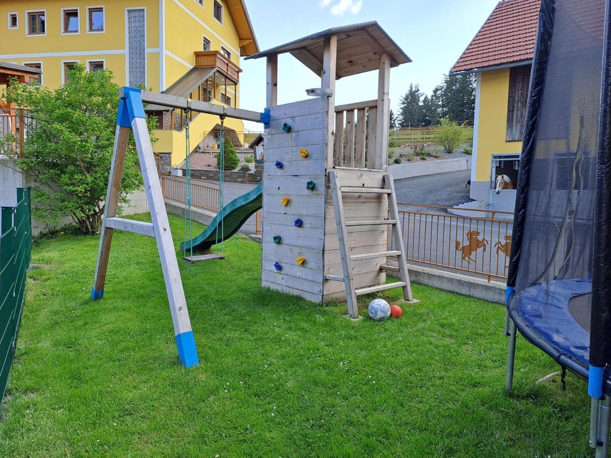 Urlaub Am Bauernhof Familie Kitting Villa Vorau Exteriör bild